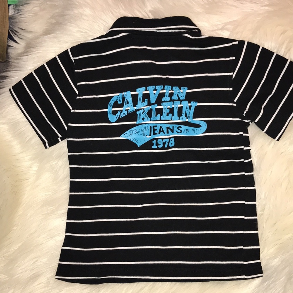 Boys Calvin Klein TEAL BLUE logo Shirt size 5 Black/White Polo stripe Top - Picture 8 of 9